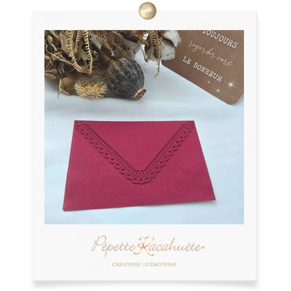 ENVELOPPE DENTELLE