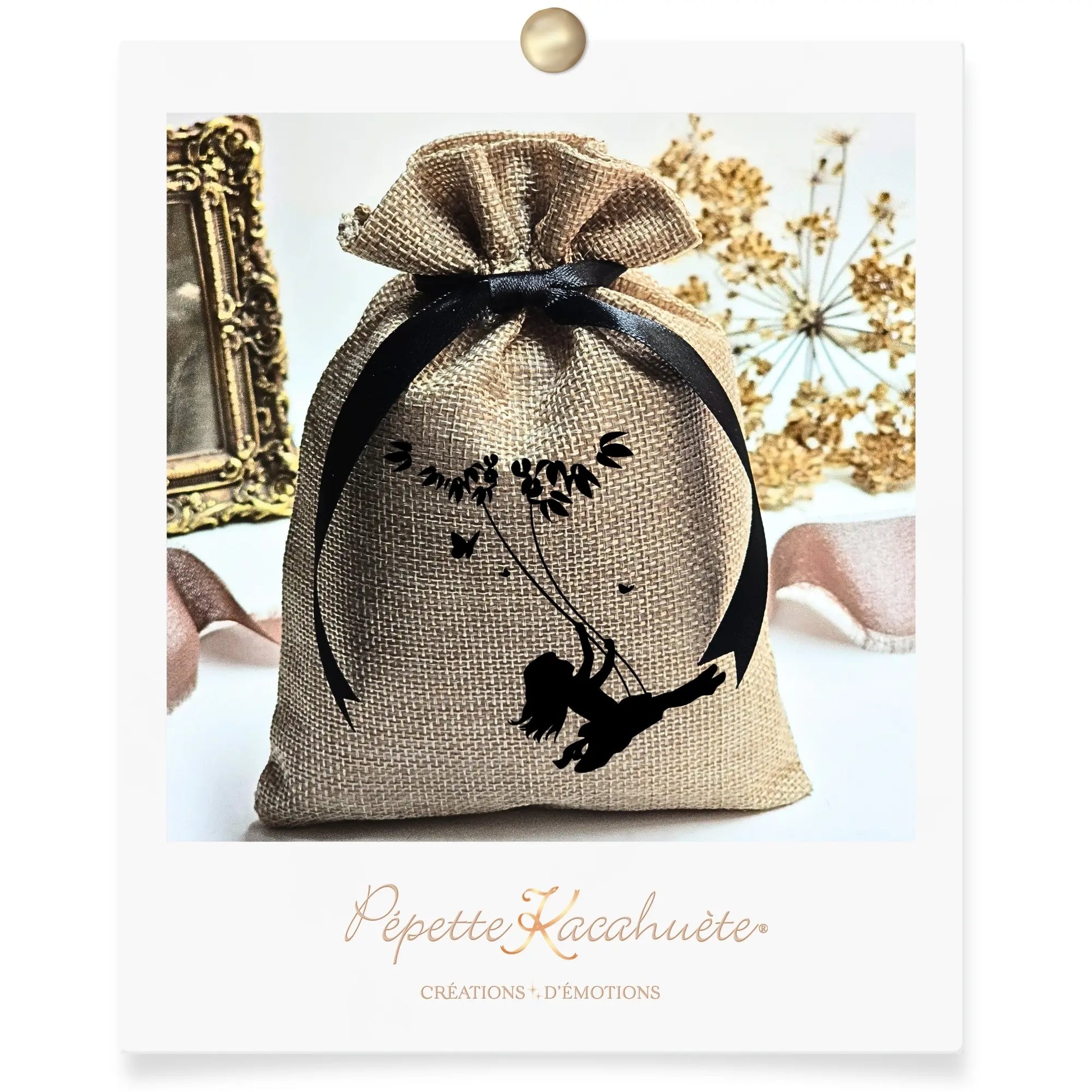 MINI POCHON FILLETTE BALANCOIRE PRENOM PEPETTE KACAHUETE DECORATRICE DE DECORATIONS LUMINEUSES PERSONNALISEES VALENCE DROME